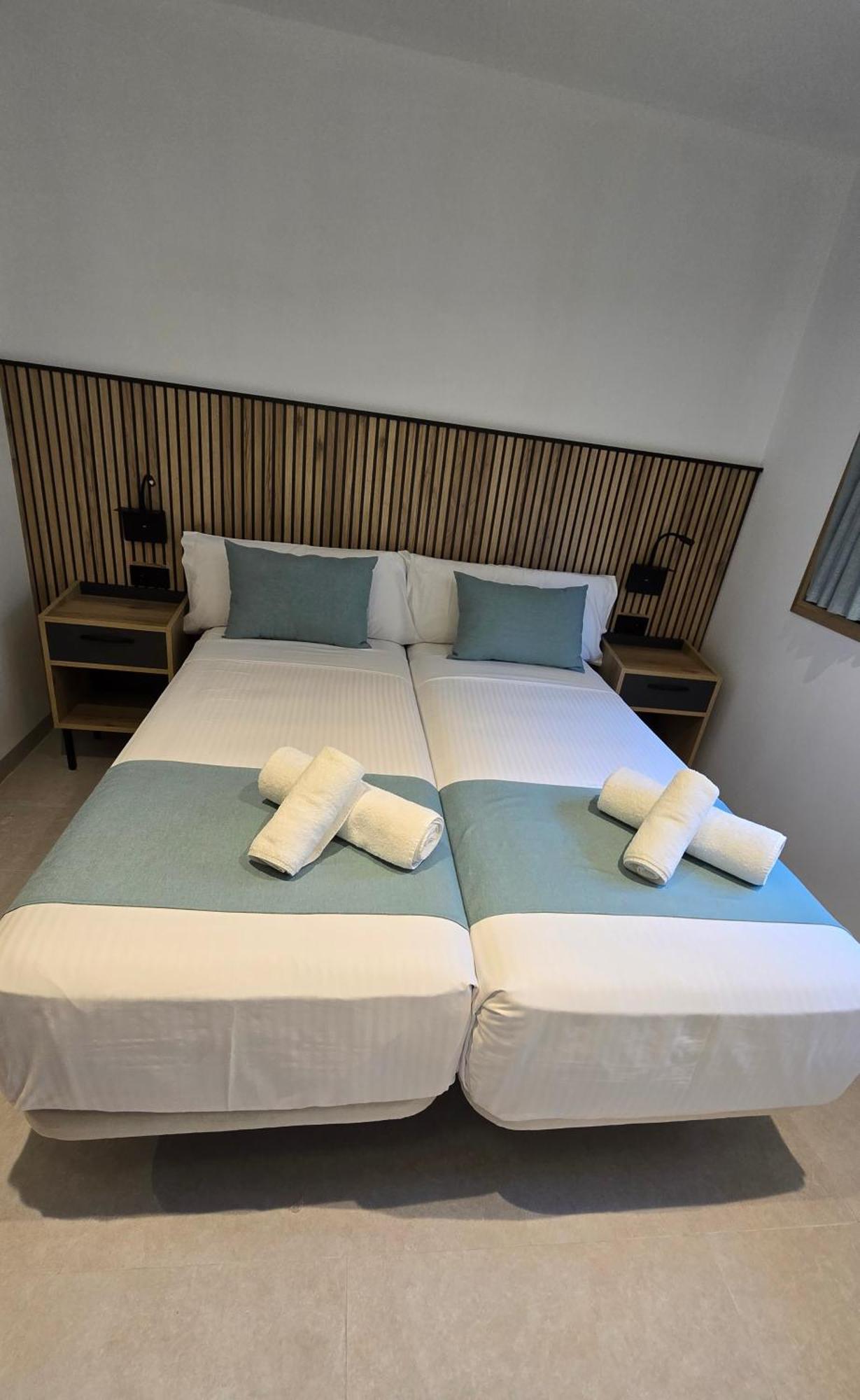 Hostal Rambla 24 By Holihome — Fotos 2